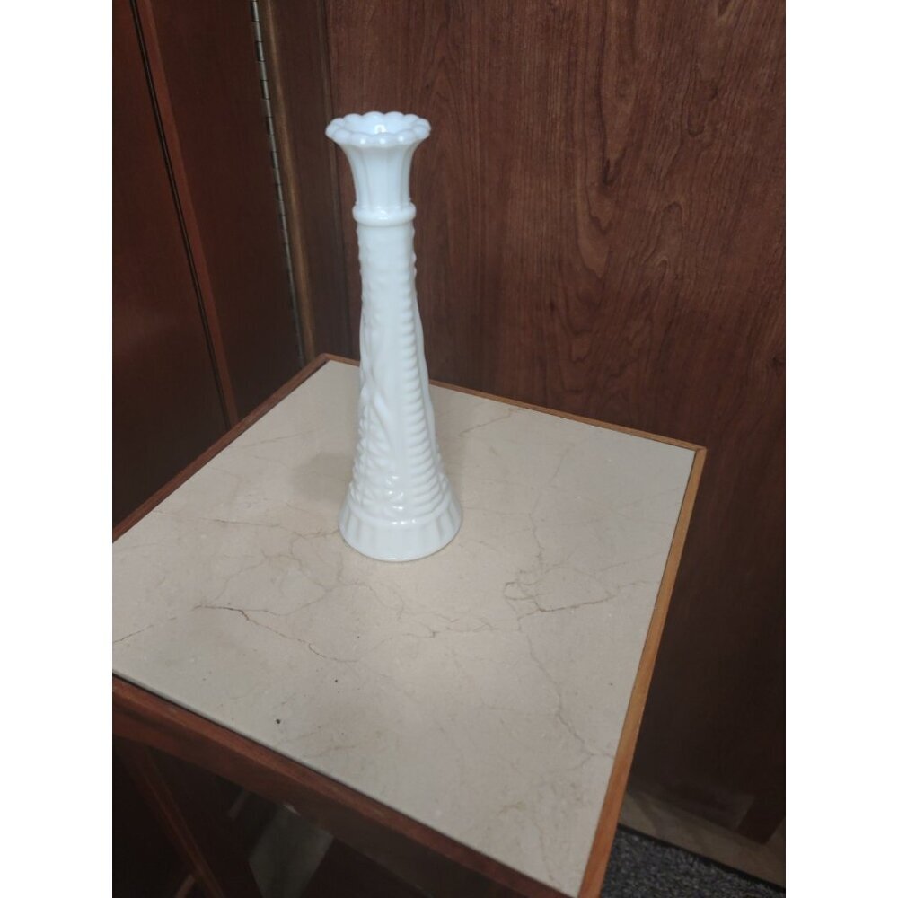 Anchor Hocking Flower Bud Vase Milk Glass Stars & Bars 9"